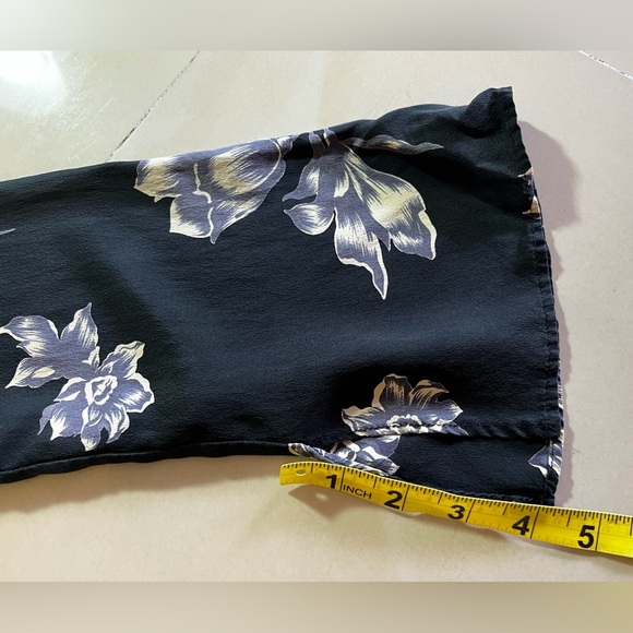 DASLU SAO PAOLO BLOUSE 100*% SILK black floral long sleeve LIGHTWEIGHT top Ss M - Picture 8 of 16